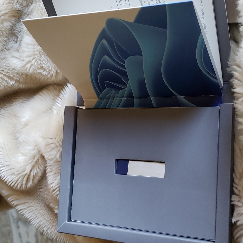 Windows 11-Home - Picture 3 of 3